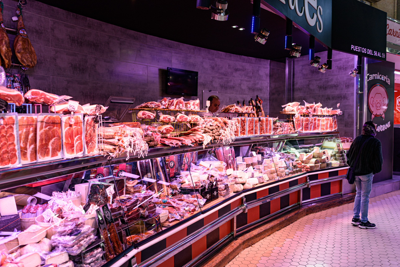 Tra i banchi del Mercado Central