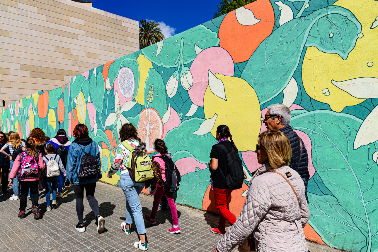 Una scolaresca in visita all'Orto Botanico