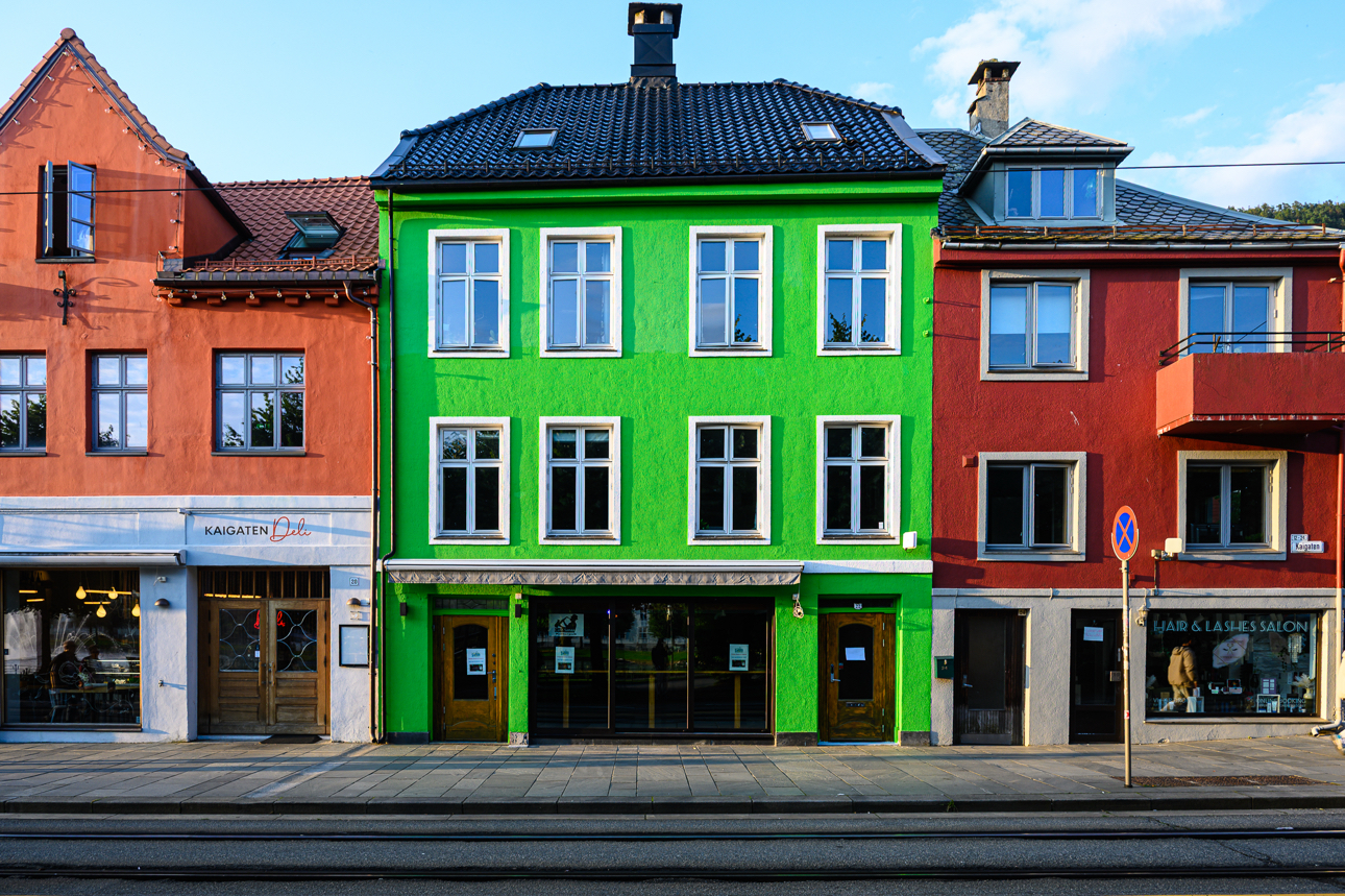 Il colore non manca nelle abitazioni