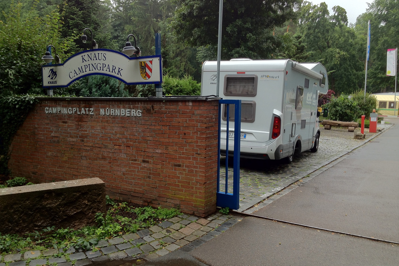 Il compagno di viaggio al Camping Knaus di Norimberga