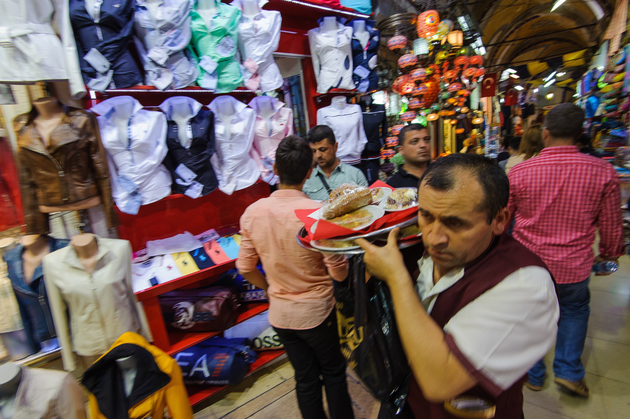 L'attivit&agrave; e frenetica tra le sue vie