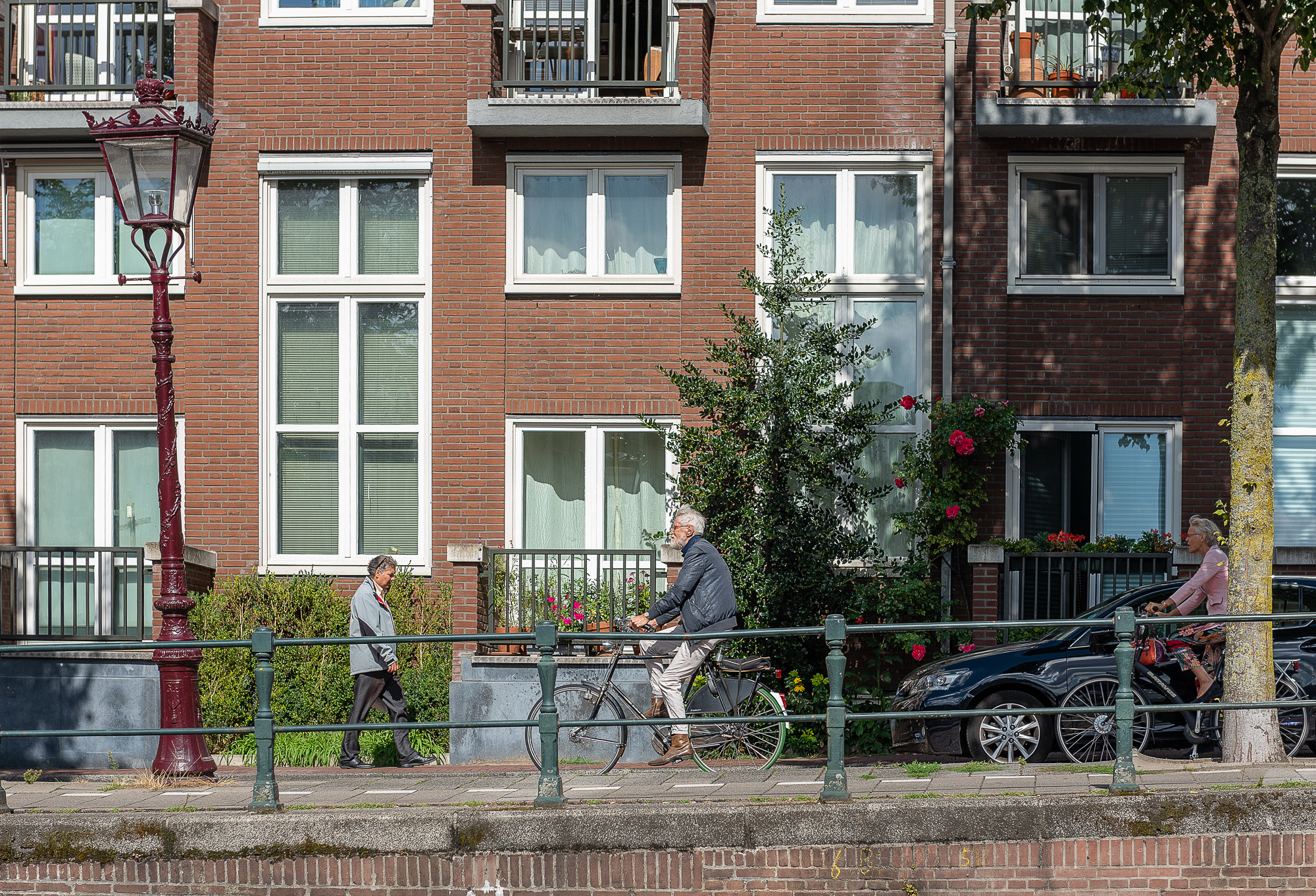 Un momento di vita quotidiana urbana